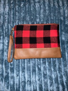 Plaid Red & Black Wristlet Clutch with Tan Trim